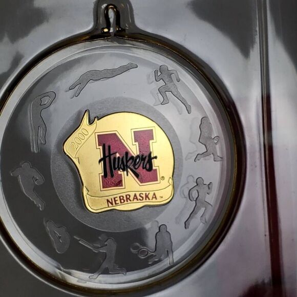 2000 Hallmark Keepsake Ornament Nebraska Huskers Collegiate Collection – Glass & - Picture 5 of 6